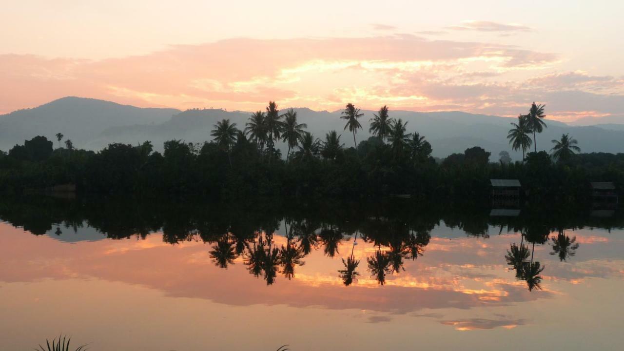 Green Mango Bungalows กำปอต ภายนอก รูปภาพ